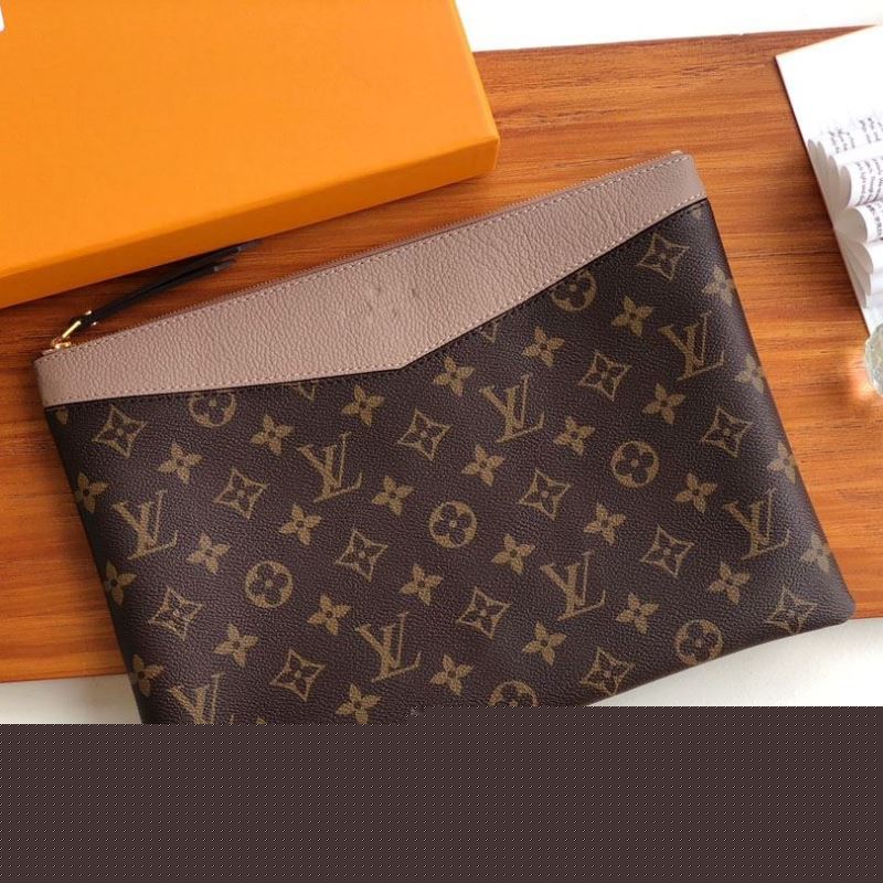 LV Clutch Bags